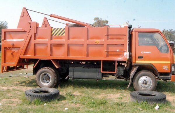 Refuse Collector