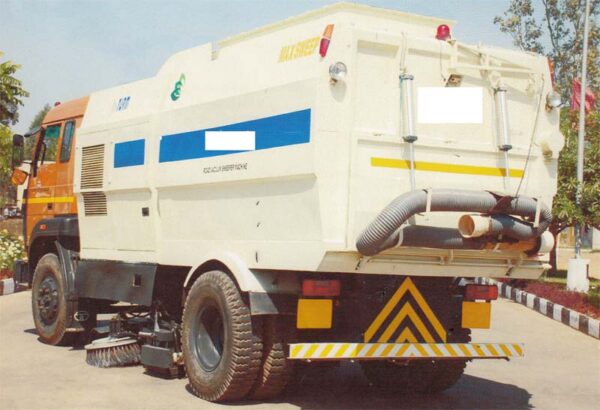 Road Sweeping Machine
